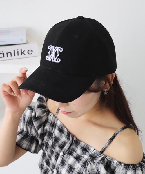 INGNI（イング）の「エンブレム刺繍キャップ（キャップ・レディース・アイボリー/ブラック/ベージュ・ONE SIZE）」の2枚目の写真