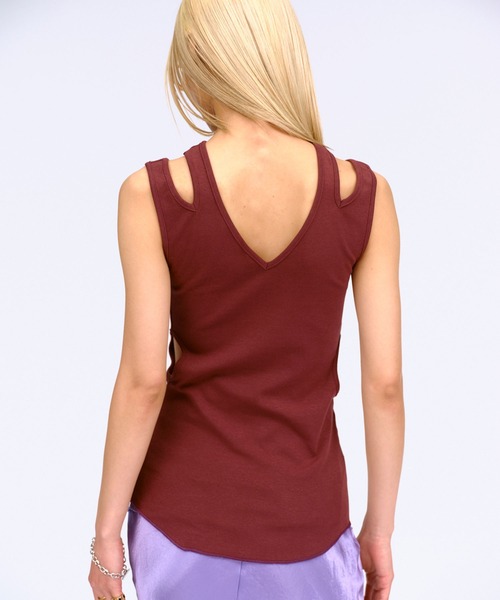 THINGS THAT MATTER(シングス ザット マター)の「NOTCH DESIGN 2-WAY SLEEVELESS TOPS / ノッチデザイン2ウェイスリーブレストップス(タンクトップ・レディース・ボルドー/ホワイト/ブラック・FREE)」の10枚目の写真