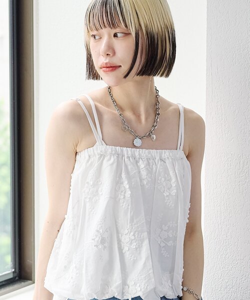 w closet(ダブルクローゼット)の「【2WAY】レースバルーンキャミ(キャミソール・レディース・オフホワイト/ブラック・FREE)」の8枚目の写真
