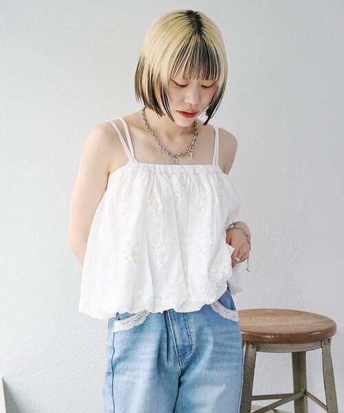 w closet(ダブルクローゼット)の「【2WAY】レースバルーンキャミ(キャミソール・レディース・オフホワイト/ブラック・FREE)」の10枚目の写真