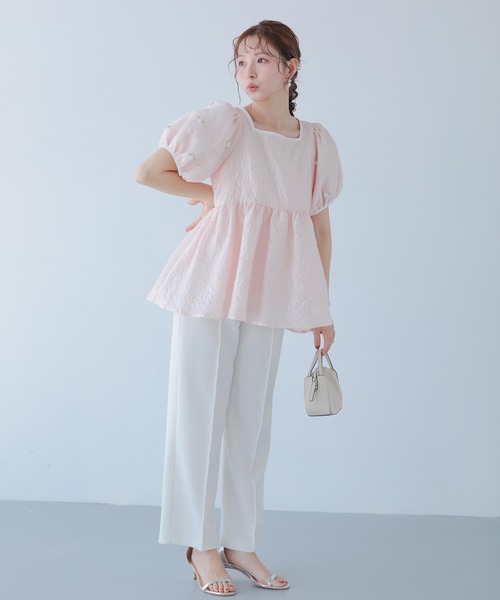 Fit more(フィットモア)の「ローズモチーフジャガードペプラムトップス(その他トップス・レディース・ピンク/ホワイト/ブルー・FREE)」の6枚目の写真