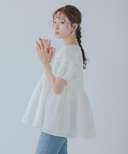 Fit more(フィットモア)の「ローズモチーフジャガードペプラムトップス(その他トップス・レディース・ピンク/ホワイト/ブルー・FREE)」の8枚目の写真