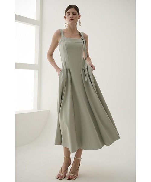 Estella.K(エステラケー)の「Jill Dress カッテイングミディドレス(ワンピース・レディース・ブラック/レッド/ブルー/セージグリーン・FREE)」の12枚目の写真