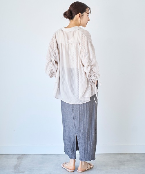 mil(ミル)の「袖シャーリングシャツ 【ストライプ/無地】 【587139】(シャツ/ブラウス・レディース・ブラック/ライトベージュ/ブラウン・ONE SIZE)」の18枚目の写真