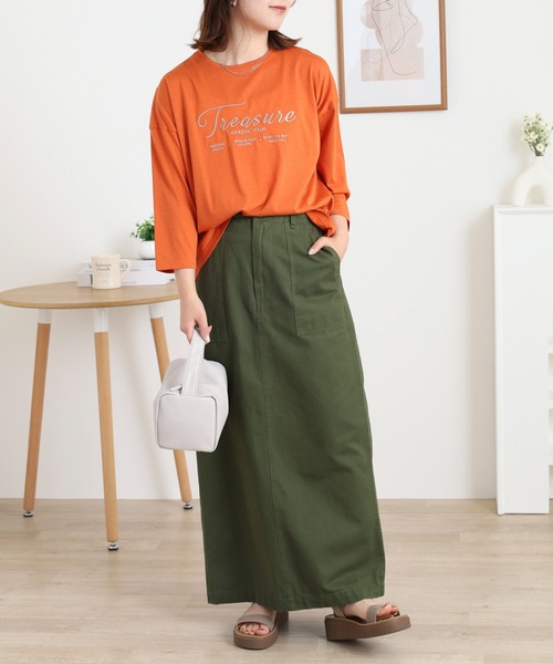 BRODIAEA(ブローディア)の「BRODIAEA ロゴ刺繍七分袖Tシャツ(Tシャツ/カットソー・レディース・ブルーグリーン/グレイッシュベージュ/ブラック/オレンジ・40)」の12枚目の写真