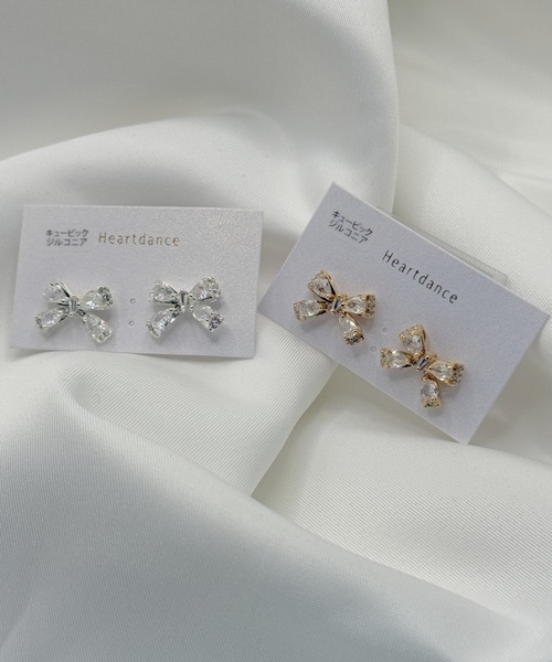 BAR JEWELLERY リボンピアス美品 BAR JEWELLERY リボンピアス｜トゥモローランド 公式通販