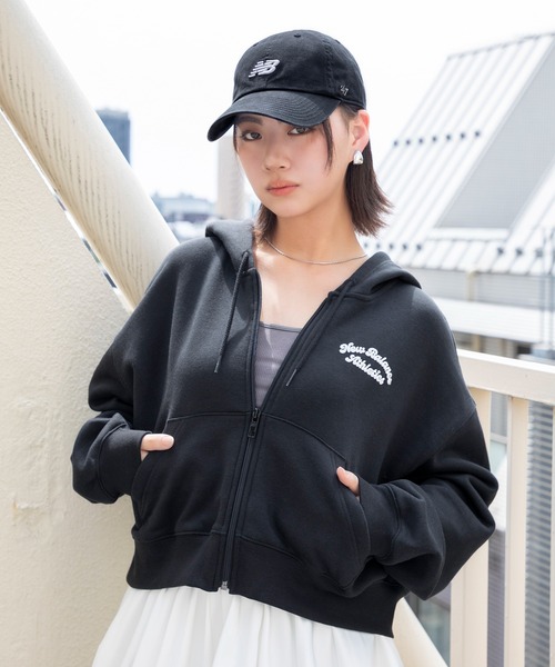NEW BALANCE(ニューバランス)の「Linear Heritage フリースフルジップ(パーカー・レディース・ブラック/ライトベージュ・SMALL/LARGE/X-LARGE/MEDIUM)」の17枚目の写真