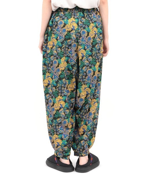 チチカカ(チチカカ)の「ドライ軽量ストレッチUVタイ風パンツ(その他パンツ・レディース・その他1/ブラック・FREE)」の9枚目の写真