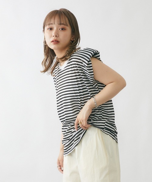mebole(メボレ)の「キャップスリーブボーダーTシャツ(Tシャツ/カットソー・レディース・ブラック/ブルー・FREE)」の9枚目の写真