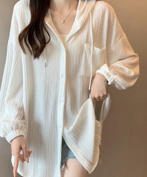 cammie(キャミー)の「フード付きビッグシルエットリブシャツトップス(シャツ/ブラウス・レディース・アイボリー/ライム・LARGE/MEDIUM)」の5枚目の写真