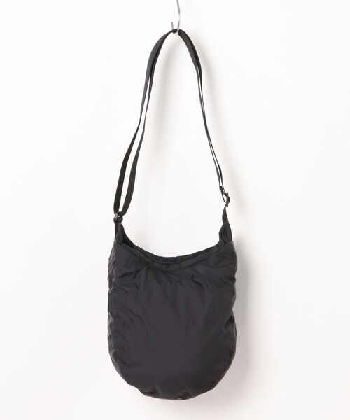 LOWRYS FARM（ローリーズファーム）の「ＫＥＬＴＹ　Ｐミニカーブショルダー　 451318（ショルダーバッグ・メンズ・ブラック・FREE）」の17枚目の写真