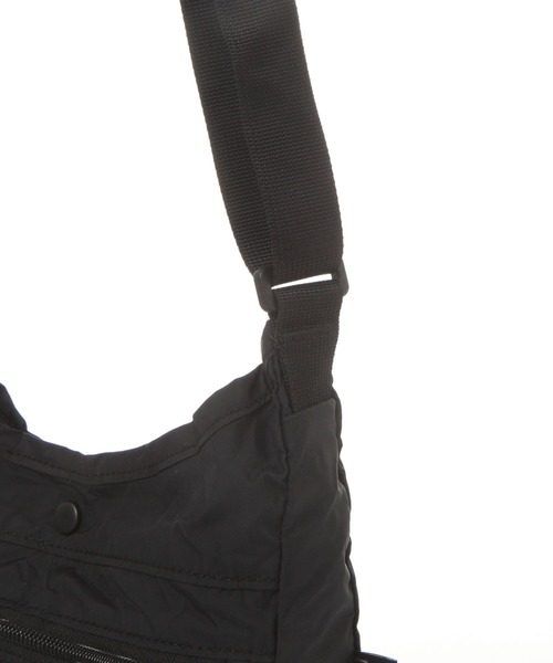 LOWRYS FARM（ローリーズファーム）の「ＫＥＬＴＹ　Ｐミニカーブショルダー　 451318（ショルダーバッグ・メンズ・ブラック・FREE）」の6枚目の写真