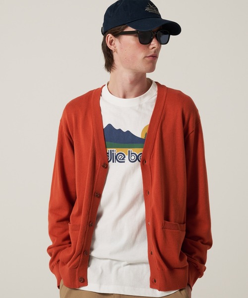 Eddie Bauer(エディーバウアー)の「ファイン ゲージ Vネックカーディガン(カーディガン/ボレロ・メンズ・グレー/ネイビー/ダークオレンジ・S/M/L/XL/XXL)」の3枚目の写真