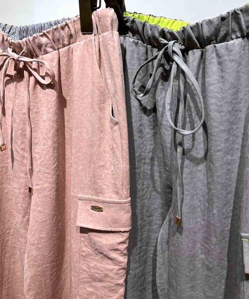 Q(キュー)の「ピーチジョガーパンツ(その他パンツ・レディース・ベビーピンク/グレー・MEDIUM)」の8枚目の写真