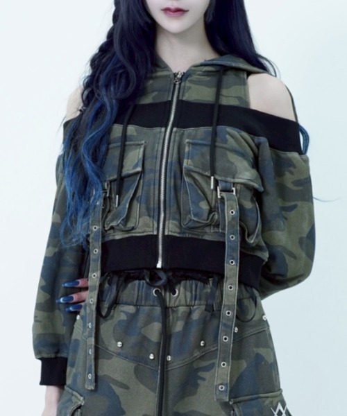 REFLEM オフショルダー パーカー 黒 REFLEM パーカー 「REFLEM/レフレム」オフショルクロップドZIPパーカー