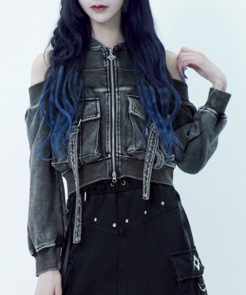 REFLEM オフショルダー パーカー 黒 REFLEM パーカー 「REFLEM/レフレム」オフショルクロップドZIPパーカー