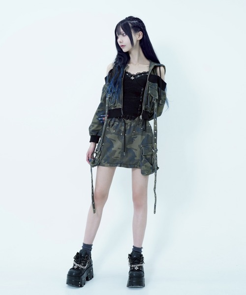 REFLEM（レフレム）の「『REFLEM/レフレム』オフショルクロップドZIPパーカー/ジップアップパーカー（パーカー・レディース・カモフラージュ/ブラック・FREE）」の19枚目の写真