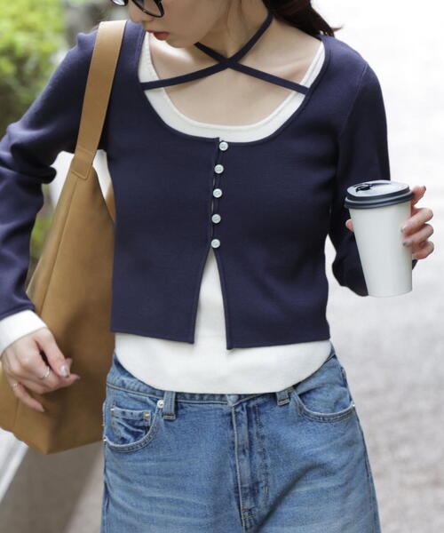 FREE'S MART（フリーズマート）の「◆キャミレイヤードクルーネックニット（ニット/セーター・レディース・グレー/ブラウン/イエロー/ネイビー・FREE）」の15枚目の写真