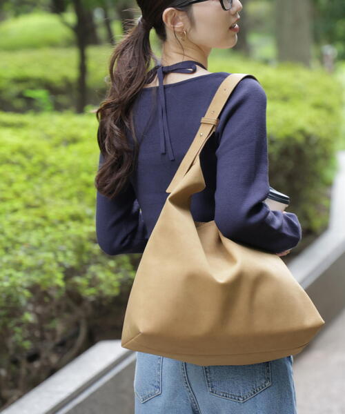 FREE'S MART（フリーズマート）の「◆キャミレイヤードクルーネックニット（ニット/セーター・レディース・グレー/ブラウン/イエロー/ネイビー・FREE）」の14枚目の写真