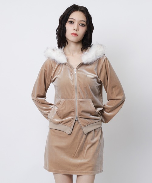 SPIRALGIRL（スパイラルガール）の「ベロアファーフーディー（パーカー・レディース・ブルー/ブラック/ベージュ・FREE）」の5枚目の写真