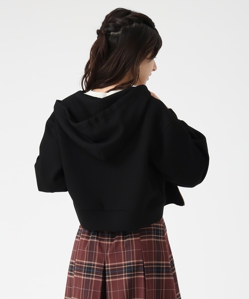 31 Sons de mode(トランテアン ソン ドゥ モード)の「2025秋冬新作 ボリュームスリーブパーカー(パーカー・レディース・ブラック/モカ/アイボリー・フリ-)」の6枚目の写真