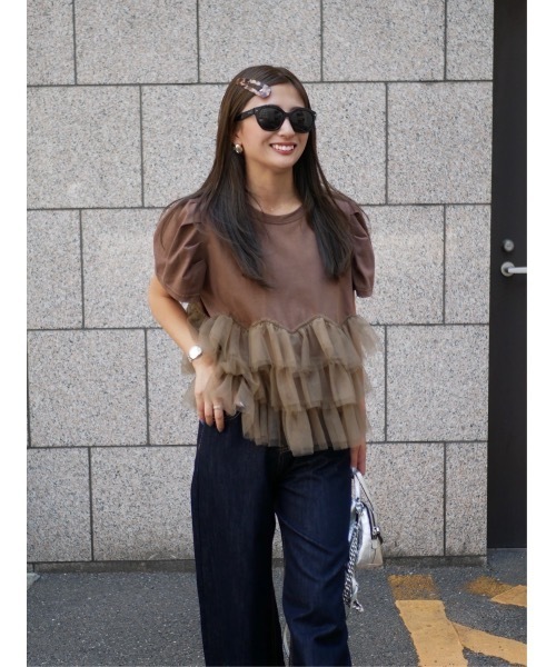 BeBeoD(べベッド)の「ボリュームチュールデザイントップス(Tシャツ/カットソー・レディース・ブラック/ブラウン/グレー/オフホワイト・フリー)」の5枚目の写真