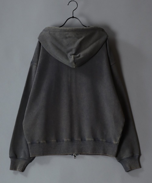 SITRY(シトリー)の「Grunge Style Sweat Fake Fur Hoodie/グランジ ヴィンテージライク オーバーサイズ ファー脱着 ショート丈 ダブルジップ 裏毛 フルジップパーカー フーディー パーカー スウェット レディース メンズ(パーカー・メンズ・ブラック/グレー・M/L)」の21枚目の写真