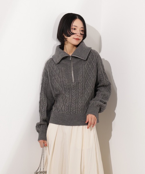 N.（N. Natural Beauty Basic）（エヌエヌナチュラルビューティーベーシック）の「ハーフジップケーブルニット（ニット/セーター・レディース・グレー/ブルー/ワインレッド・MEDIUM）」の10枚目の写真