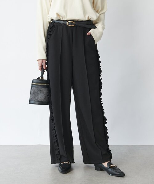 un dix cors(アンディコール)の「《コーデのアクセントに◎》カットジョーゼットサイドフリルパンツ(スウェットパンツ・レディース・ブラック/グレー・FREE)」の3枚目の写真