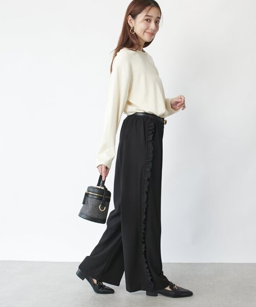 un dix cors(アンディコール)の「《コーデのアクセントに◎》カットジョーゼットサイドフリルパンツ(スウェットパンツ・レディース・ブラック/グレー・FREE)」の9枚目の写真