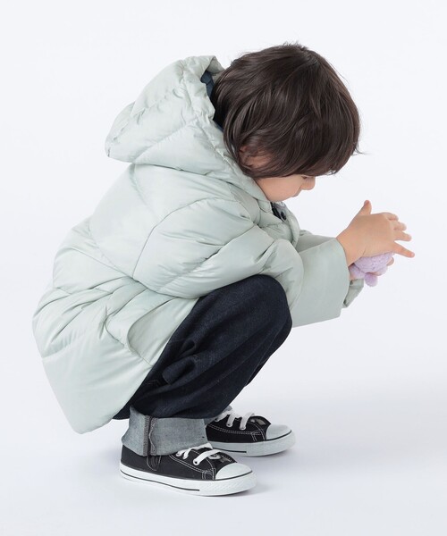 SHIPS（シップス）の「SHIPS KIDS:100～130cm /〈撥水/手洗い可能〉リサイクル ダウン ジャケット（ダウンジャケット/コート・キッズ・ブラック/ミント・100/110/120/130）」の18枚目の写真
