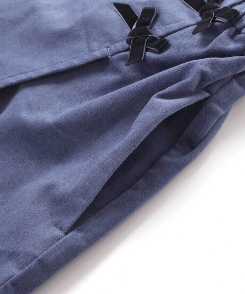 BeBe（ベベ）の「モールスキンラップスカート風ショートパンツ（スカート・キッズ・ボルドー/ブルー・130cm/150cm/140cm/120cm/110cm）」の11枚目の写真