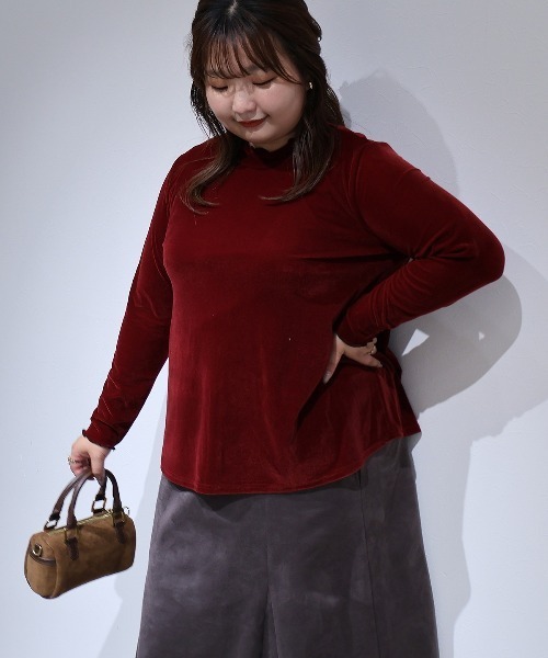 leswel（レスウェル）の「【yuki×leswel】【L～3L 大きいサイズ】ライトベロアハイネックメロートップス（Tシャツ/カットソー・レディース・エンジ/クリーム/ネイビー・L/3L/LL）」の9枚目の写真
