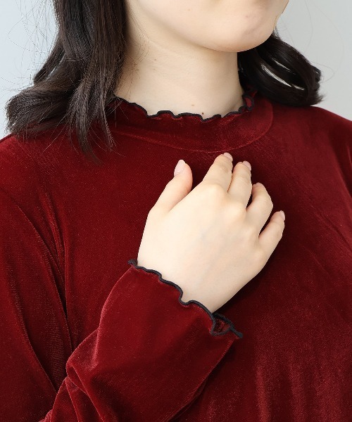 leswel（レスウェル）の「【yuki×leswel】【L～3L 大きいサイズ】ライトベロアハイネックメロートップス（Tシャツ/カットソー・レディース・エンジ/クリーム/ネイビー・L/3L/LL）」の17枚目の写真