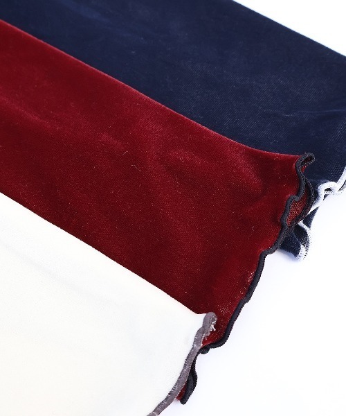 leswel（レスウェル）の「【yuki×leswel】【L～3L 大きいサイズ】ライトベロアハイネックメロートップス（Tシャツ/カットソー・レディース・エンジ/クリーム/ネイビー・L/3L/LL）」の4枚目の写真