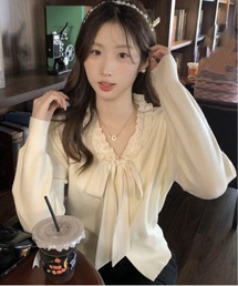 フリルネックリボンニットトップス