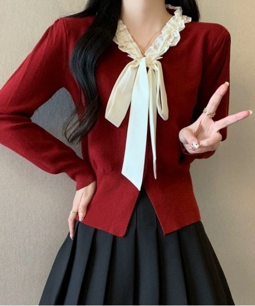 Mejoul(メジュール)の「フリルネックリボンニットトップス(ニット/セーター・レディース・アイボリー/ブラック/ワイン・F)」の12枚目の写真