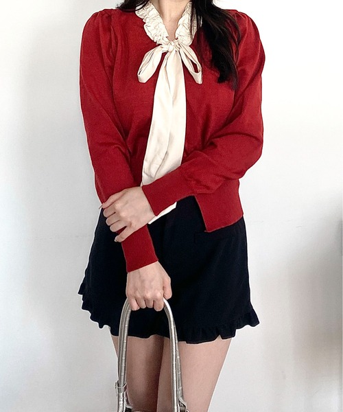 Mejoul(メジュール)の「フリルネックリボンニットトップス(ニット/セーター・レディース・アイボリー/ブラック/ワイン・F)」の21枚目の写真