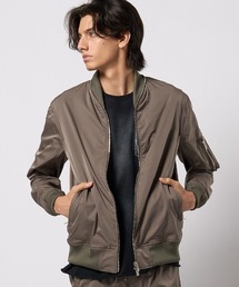 wjk（ダヴルジェイケイ）の「mj11167- neck zip blouson ボンバージャケット(2082 pe47h)（ミリタリージャケット・メンズ）」