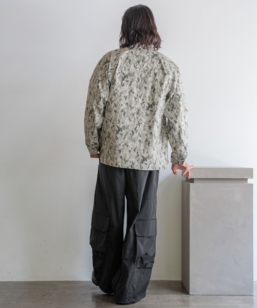 HEREIAM（ヘレイアム）の「【HEREIAM MEN】Hyper Herix シャツ（シャツ/ブラウス・メンズ・カモフラージュ/ブラック・LARGE/MEDIUM）」の9枚目の写真