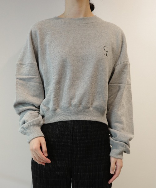 CLANE（クラネ）の「CLANE LOGO SHORT SWEAT TOPS（スウェット・レディース・ホワイト/ブラック/グレー・1/2）」の3枚目の写真
