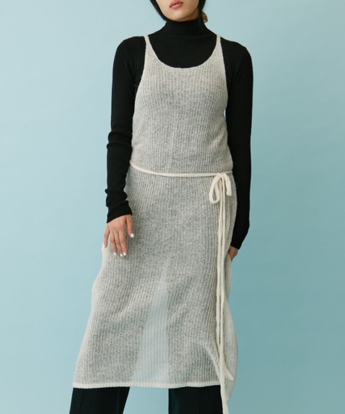 GiAMBATTiSTA VALLiノースリーブニットワンピース　新品 GiAMBATTiSTA VALLiノースリーブニットワンピース 新品