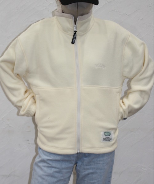 DISCUS ATHLETIC（ディスカス　アスレチック）の「【DISCUS ATHLETIC/ディスカス アスレチック】フリースフルZIPハイＪＫ（その他アウター・レディース・ブラック/マルチ/その他/クリーム・MEDIUM/LARGE）」の2枚目の写真