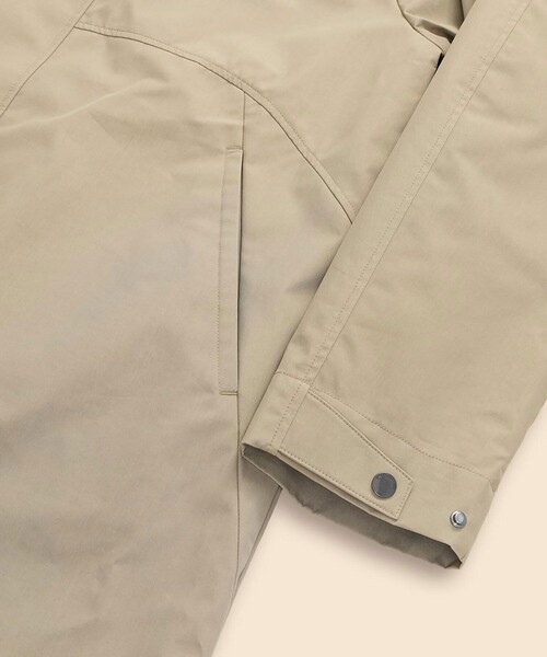BROOKS BROTHERS（ブルックスブラザーズ）の「コットン／ナイロン　キルティングライナー　３Wayロングフーデッドコート（その他アウター・メンズ・ベージュ・LARGE/MEDIUM/SMALL/X-LARGE）」の4枚目の写真