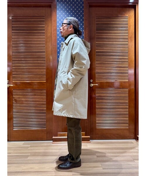 BROOKS BROTHERS（ブルックスブラザーズ）の「コットン／ナイロン　キルティングライナー　３Wayロングフーデッドコート（その他アウター・メンズ・ベージュ・LARGE/MEDIUM/SMALL/X-LARGE）」の11枚目の写真