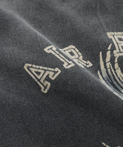 BOW WOW(バウワウ)の「US AIR FORCE EAGLE SWEATSHIRT AGED(スウェット・メンズ・ブラック・L/XL)」の6枚目の写真