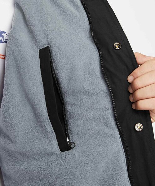 NIKE（ナイキ）の「ナイキ クラブ フューチュラ メンズジャケット / Nike Club Futura Men's Jacket FZ0657-010 Black（ブルゾン・メンズ・ブラック・2XL/XL/L/M/S）」の13枚目の写真