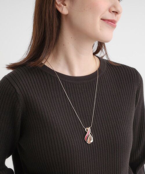 SHOO・LA・RUE（シューラルー）の「エポドロップダブルネックレス（ネックレス・レディース・レッド系1/カーキ/ブルー・00）」の4枚目の写真