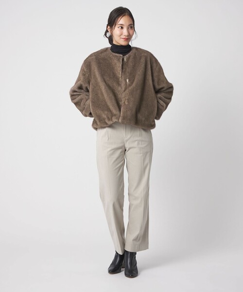 A DAY IN THE LIFE UNITED ARROWS(アデイインザライフユナイテッドアローズ)の「フェイクファー ノーカラーブルゾン <A DAY IN THE LIFE>(ブルゾン・レディース・ナチュラル/モカ/ダークグレー・FREE)」の5枚目の写真