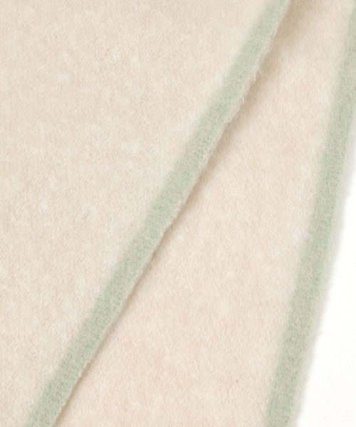 LEPSIM（レプシィム）の「配色無地ストール　587985（ストール/ショール・レディース・チャコールグレー/レッド/アイボリー・ONE SIZE）」の15枚目の写真